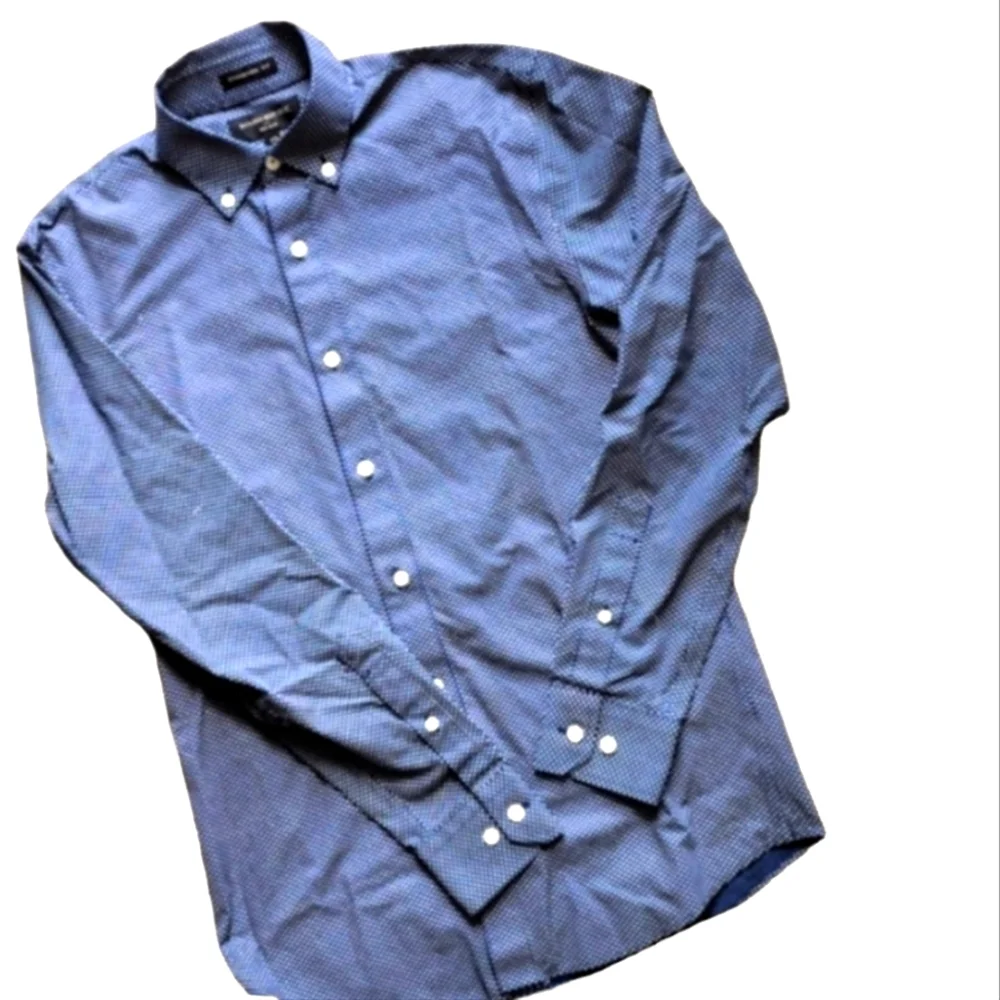 Banana Republic Men's Navy Buttoned Down Shirt - XS